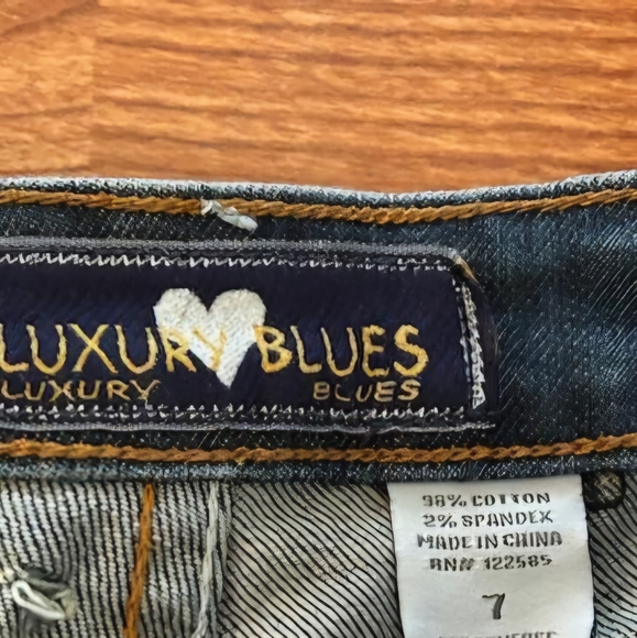 Luxury Blues Long Denim Cuffed Shorts - Picture 5 of 6